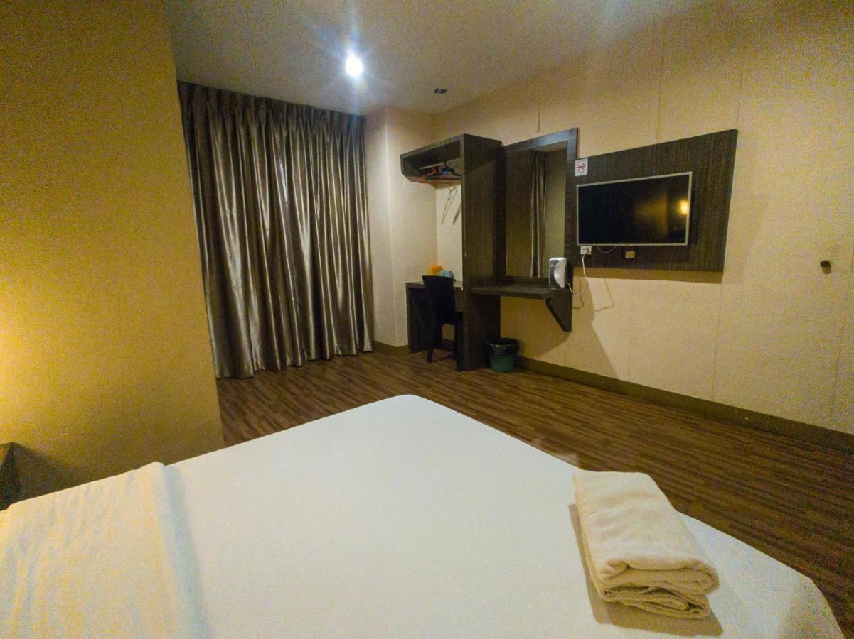 V Hotel Johor Bahru Eksteriør bilde