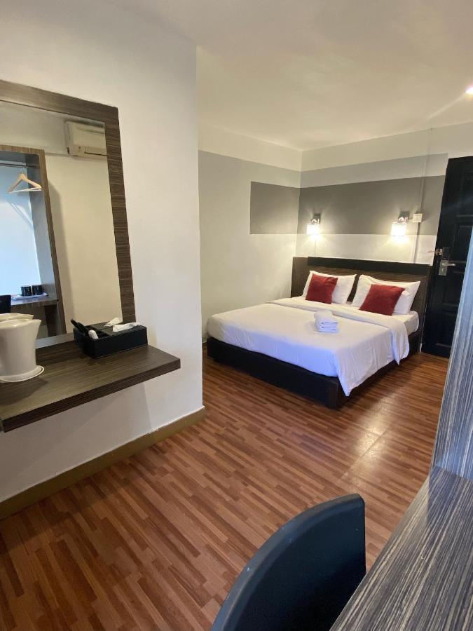 V Hotel Johor Bahru Eksteriør bilde