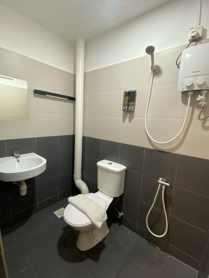 V Hotel Johor Bahru Eksteriør bilde