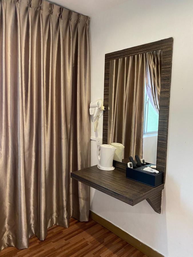 V Hotel Johor Bahru Eksteriør bilde