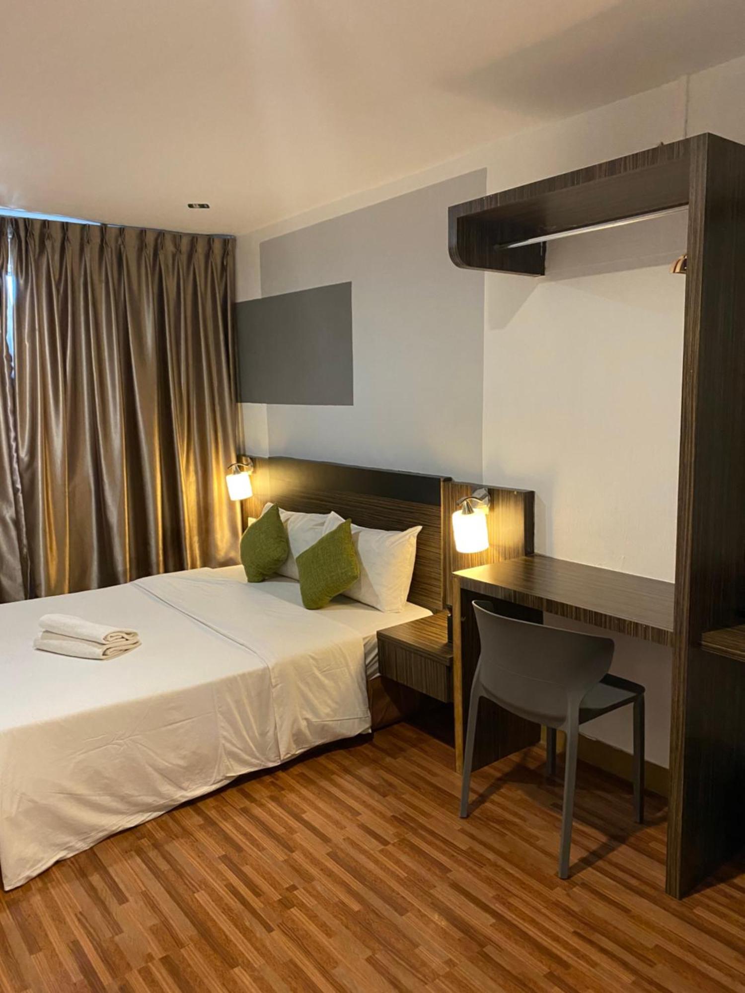 V Hotel Johor Bahru Eksteriør bilde